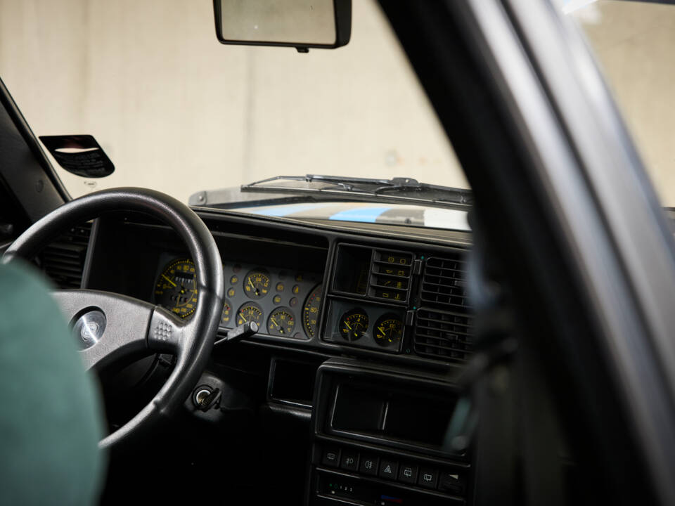 Bild 54/98 von Lancia Delta HF Integrale Evoluzione I &quot;Martini 6&quot; (1992)