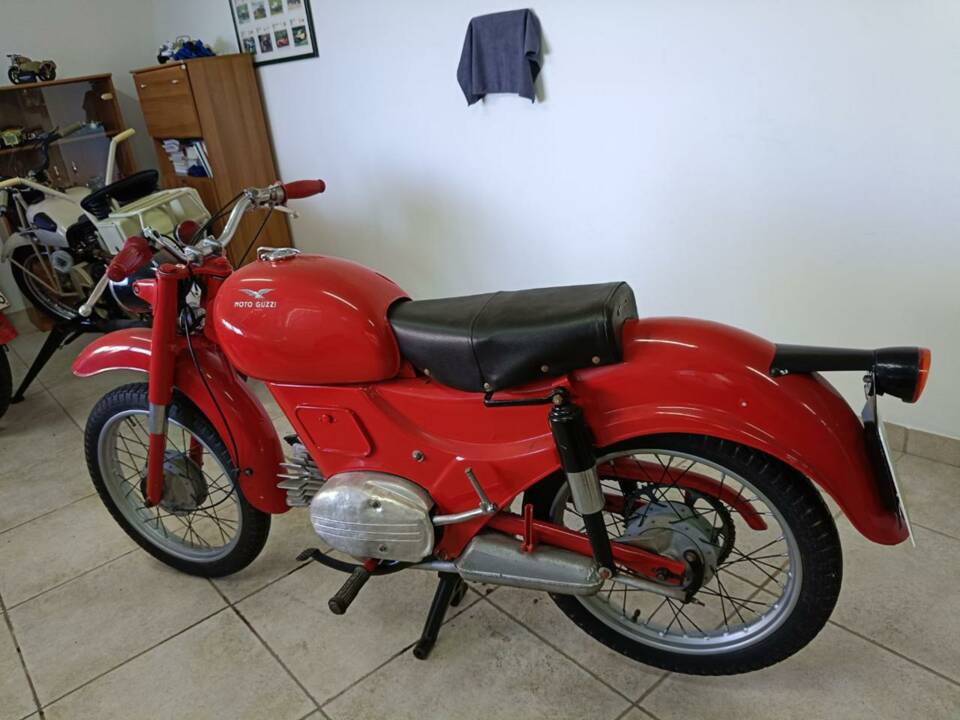 Image 17/22 of Moto Guzzi DUMMY (1961)