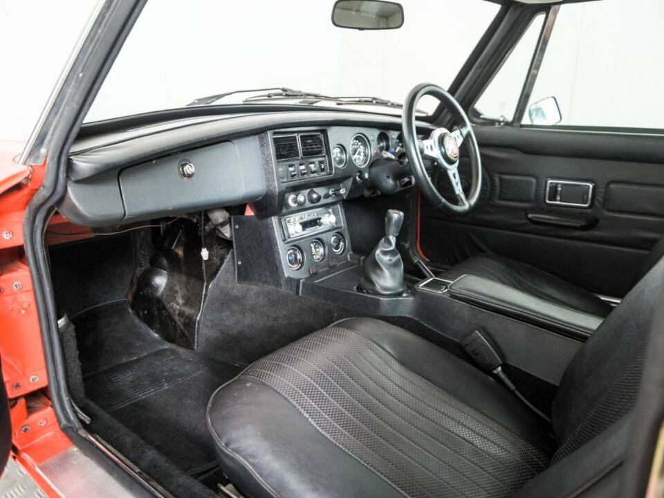 Bild 11/50 von MG MGB GT V8 SEC (1978)
