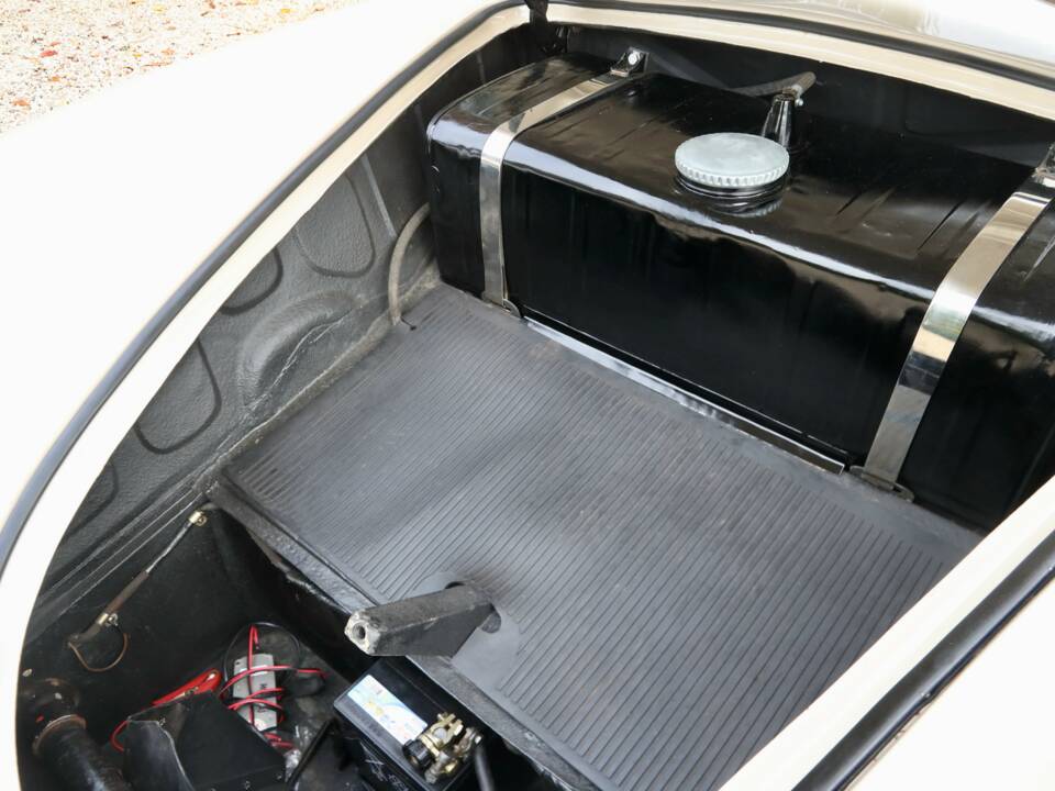 Image 23/50 de Porsche 356 1500 (1952)