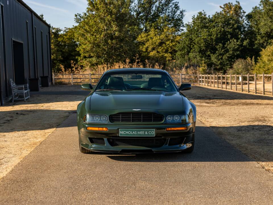 Image 19/63 de Aston Martin Vantage Le Mans (1999)