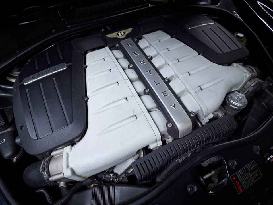 Image 74/100 of Bentley Continental Flying Spur (2008)