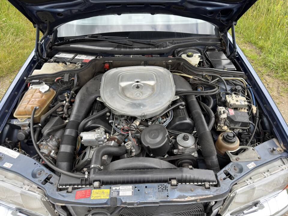 Image 20/20 of Mercedes-Benz 560 SEL (1988)