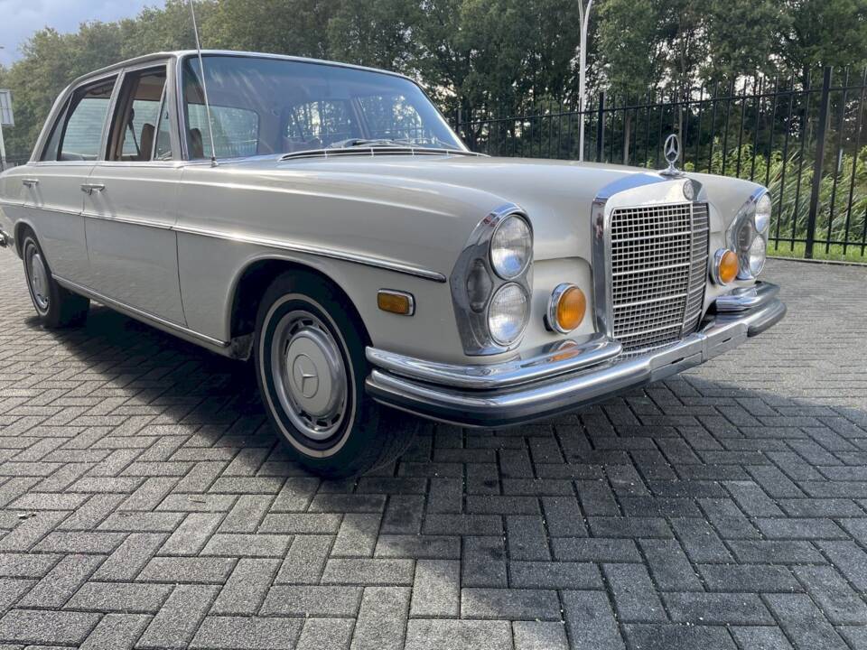 Imagen 9/35 de Mercedes-Benz 280 SEL 4,5 (1972)