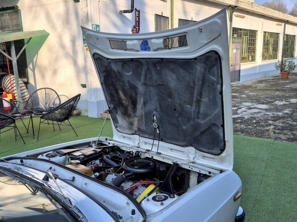 Imagen 69/70 de Lancia Beta Spider 1600 (1977)