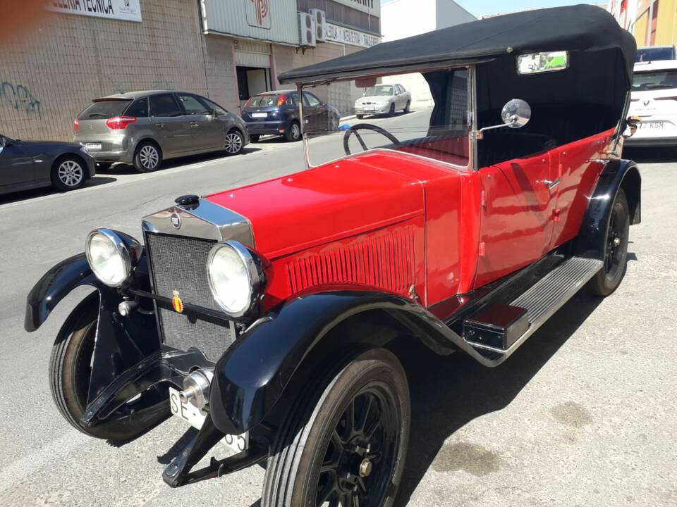Image 7/99 of FIAT 509 A (1927)
