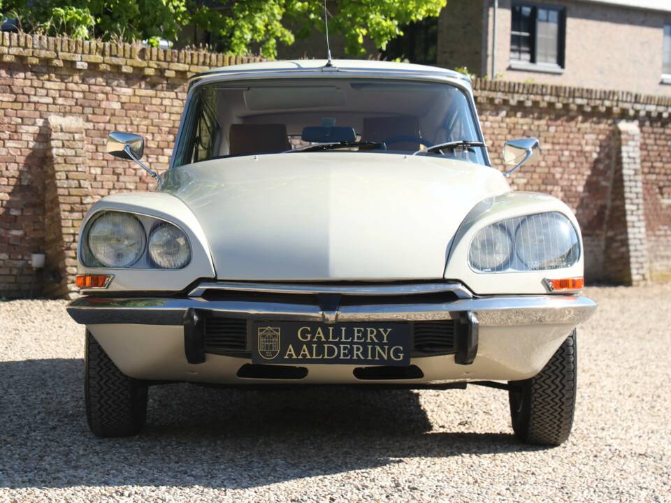 Imagen 12/50 de Citroën DS 20 Pallas (1971)