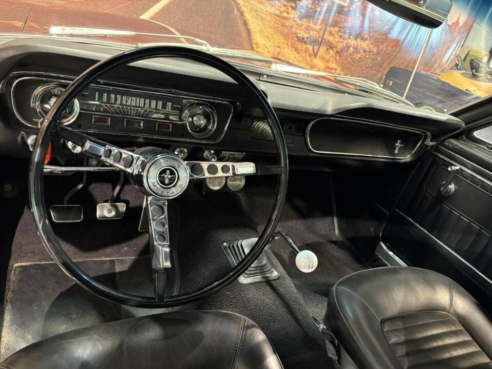 Immagine 32/50 di Ford Mustang 289 (1965)