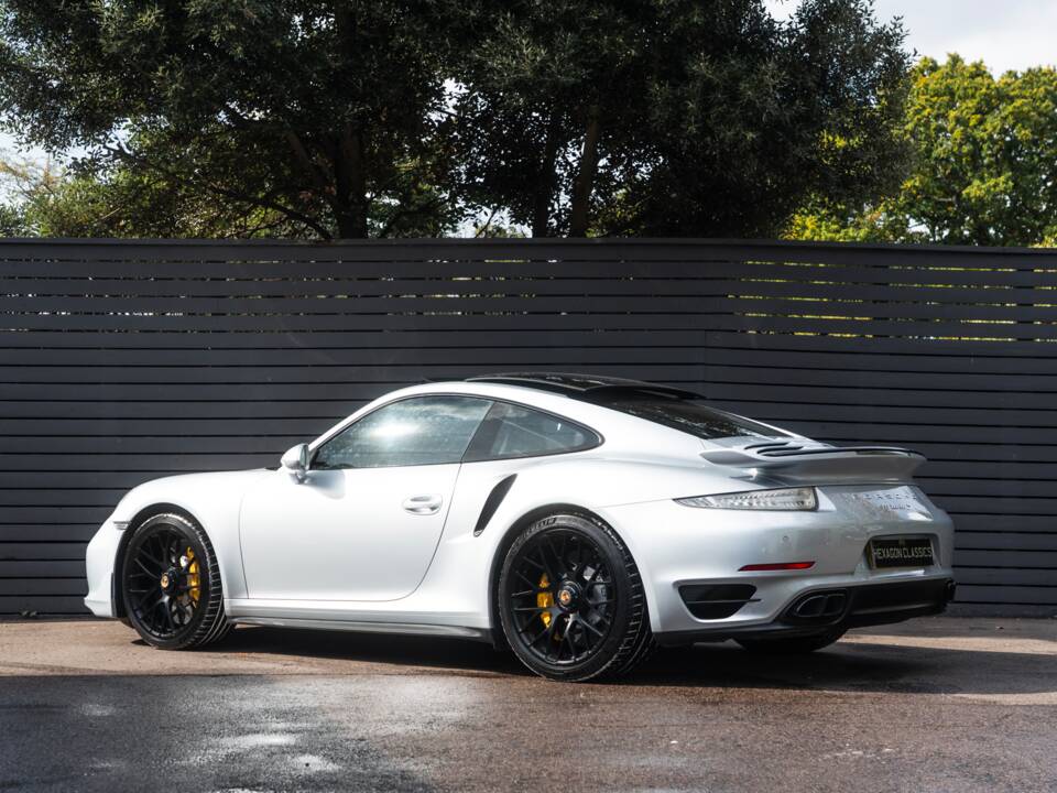 Image 2/57 of Porsche 911 Turbo S (2013)