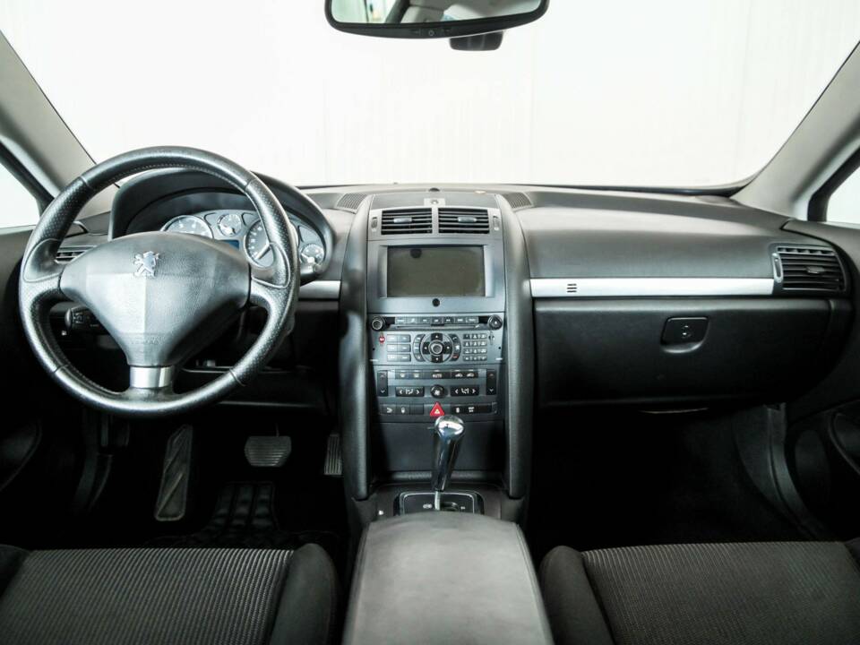 Bild 7/45 von Peugeot 407 3.0i V6 (2006)