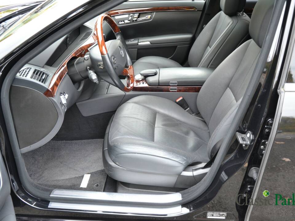 Bild 9/50 von Mercedes-Benz S 500 (2006)