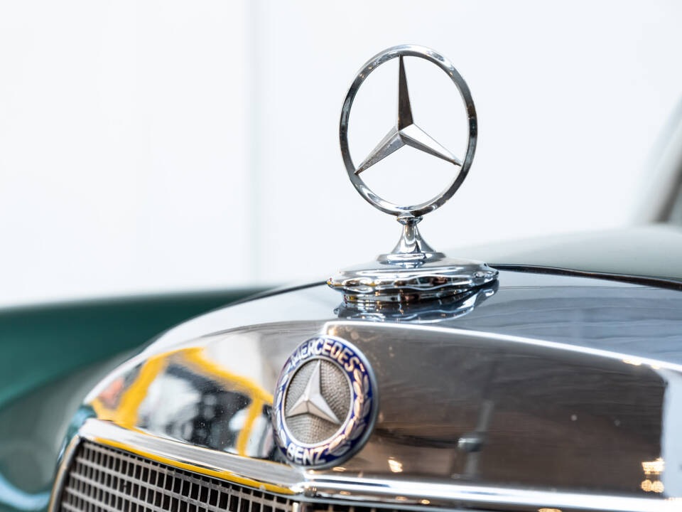 Immagine 31/47 di Mercedes-Benz 300 SE (1967)