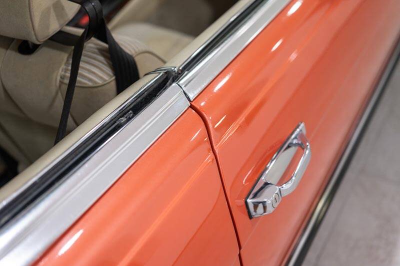 Image 19/89 of Mercedes-Benz 500 SLC (1980)