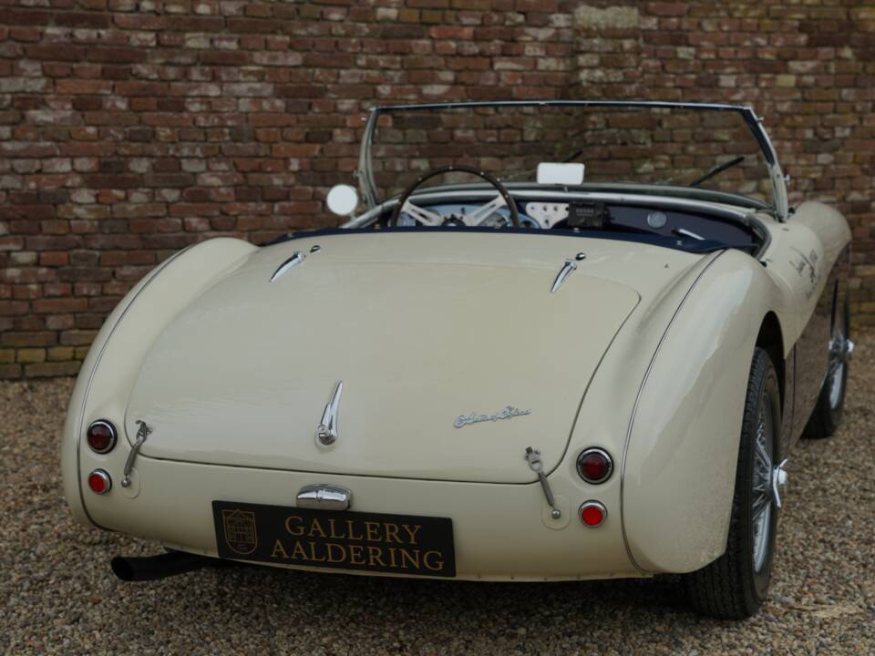 Image 30/50 of Austin-Healey 100/4 (BN1) (1953)