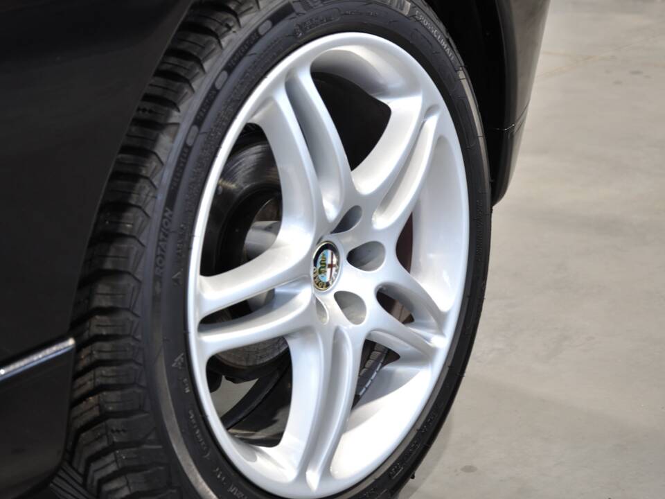 Immagine 11/39 di Alfa Romeo GTV 2.0 JTS (2005)