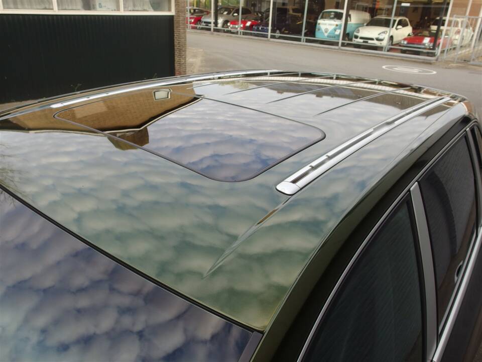 Image 17/99 of Porsche Cayenne Turbo (2007)