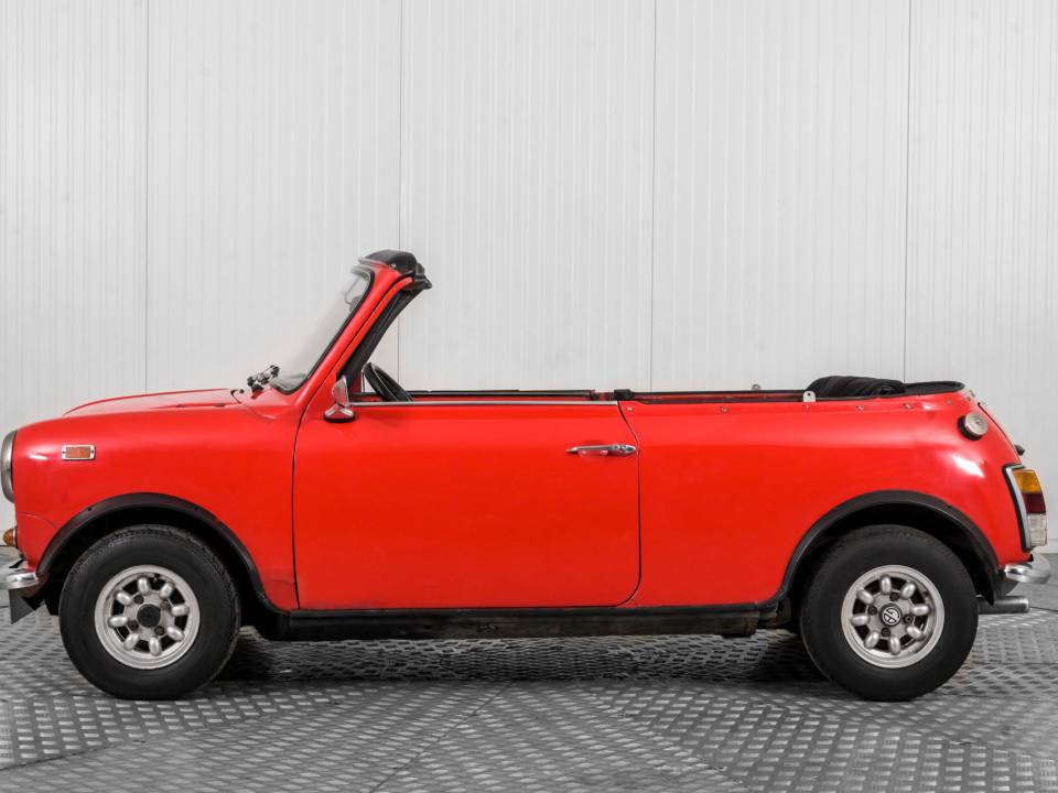Image 9/50 of Mini 1100 Special (1979)
