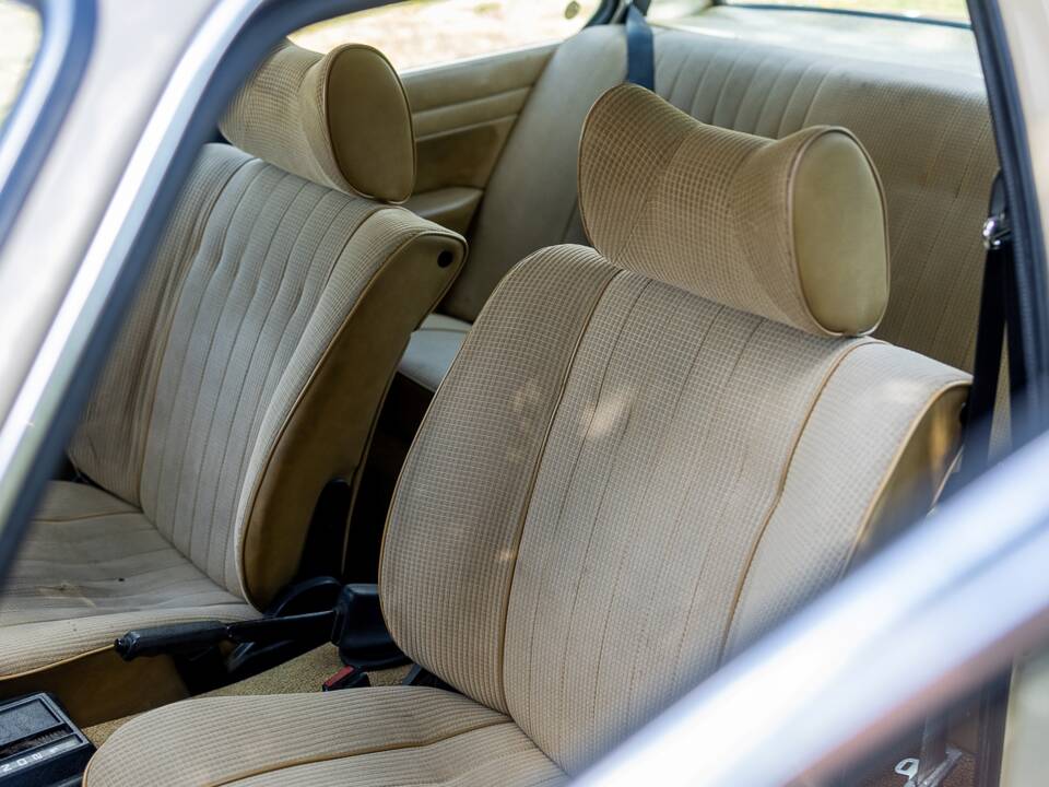 Image 6/48 of BMW 320/6 (1980)