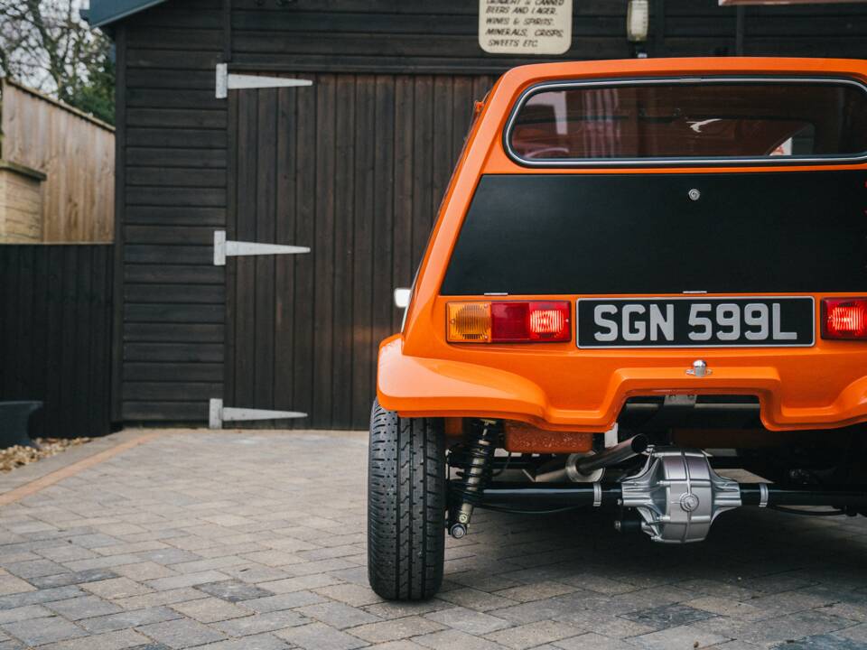 Image 51/56 of Bond Bug (1973)