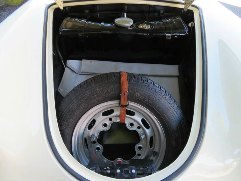 Image 14/20 of Porsche 356 A 1600 Convertible D (1959)
