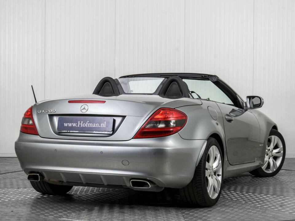 Imagen 45/50 de Mercedes-Benz SLK 200 Kompressor (2008)