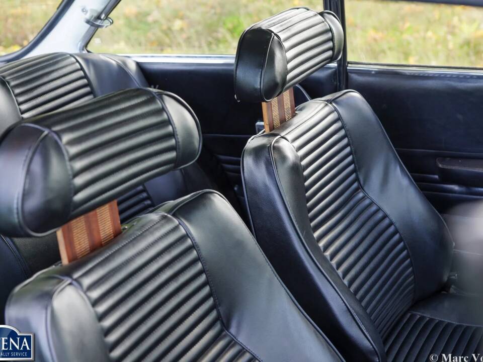 Bild 16/62 von Alfa Romeo 2000 GT Veloce (1974)