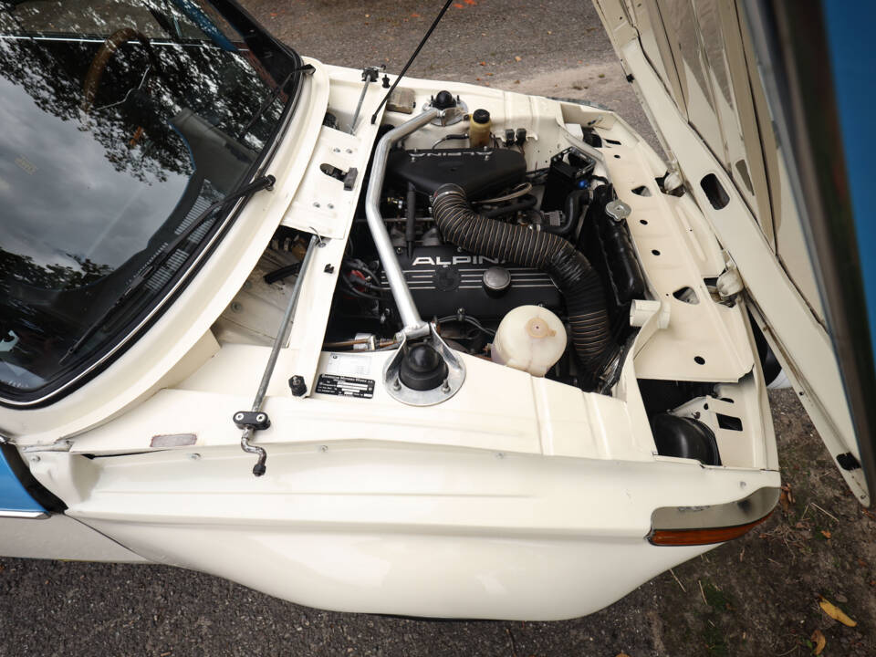 Image 26/80 de BMW 2002 (1975)