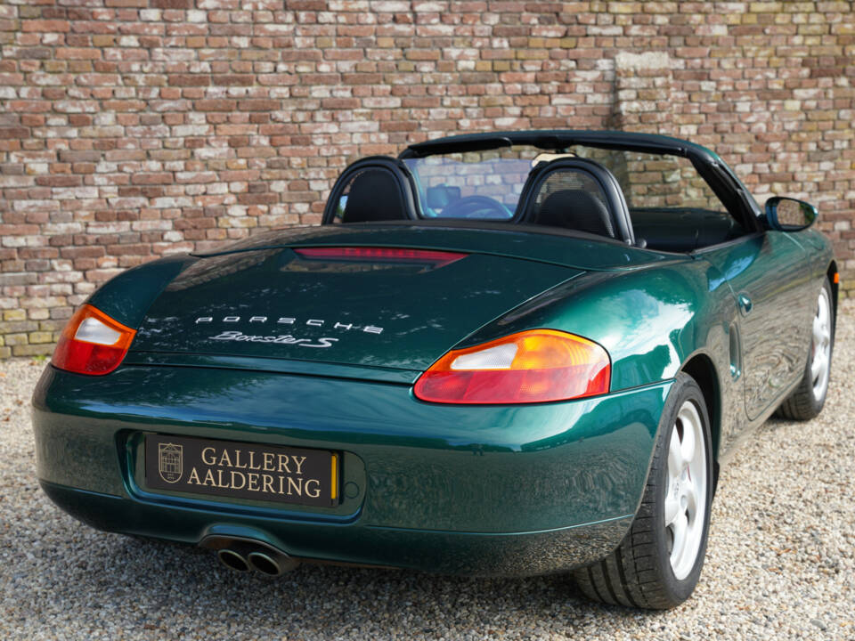 Immagine 20/50 di Porsche Boxster S (2000)