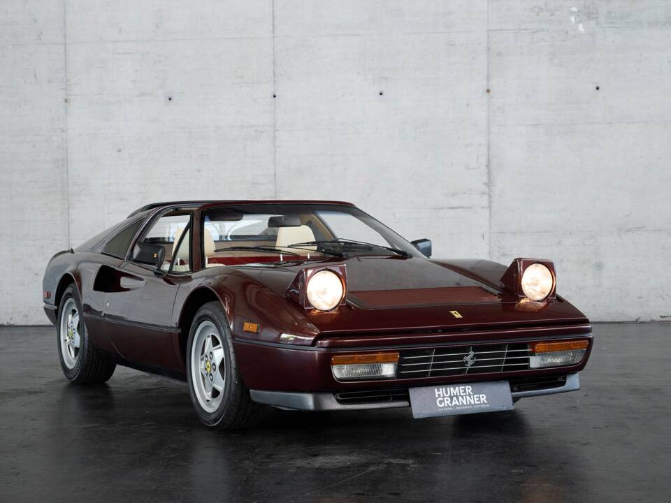 Bild 45/50 von Ferrari 328 GTS (1988)