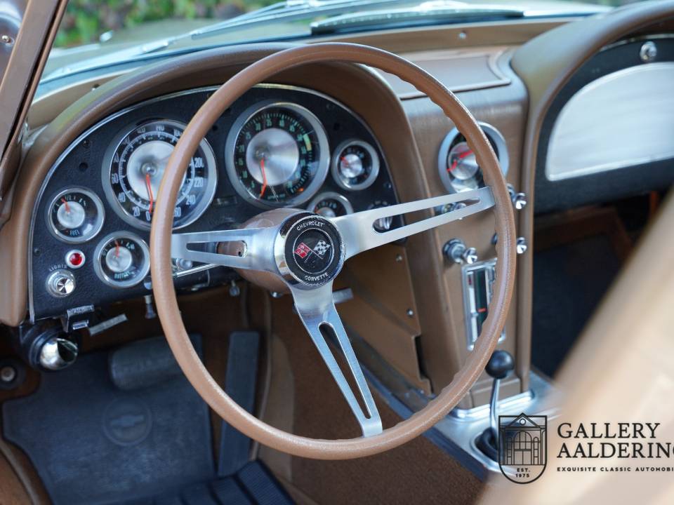 Image 29/50 of Chevrolet Corvette Sting Ray (1963)