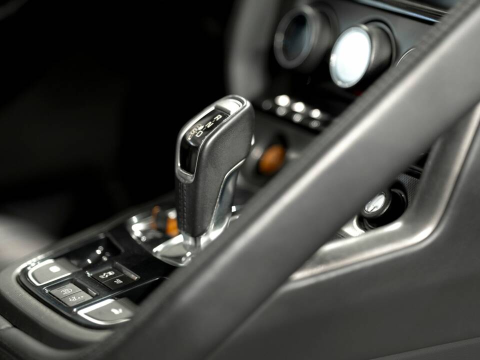 Bild 25/44 von Jaguar F-Type S (2014)