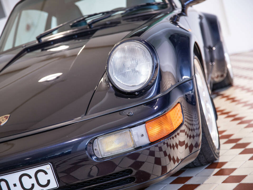 Image 8/37 de Porsche 911 Turbo 3.6 (1993)