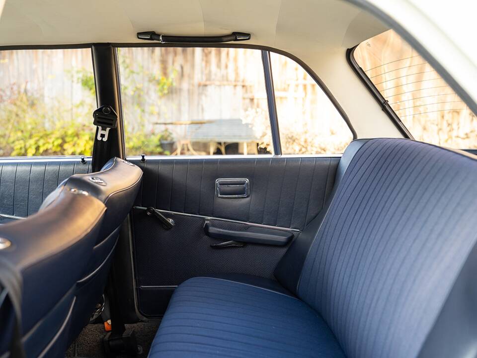 Bild 39/67 von BMW 1800 (1970)