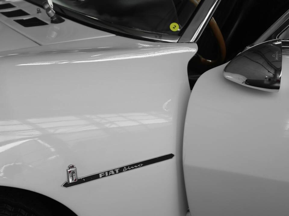 Image 40/50 of FIAT Dino Spider (1967)