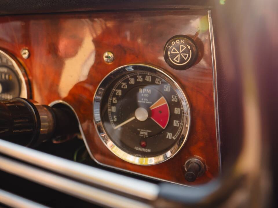 Image 7/21 de Austin-Healey 3000 Mk III (BJ8) (1966)