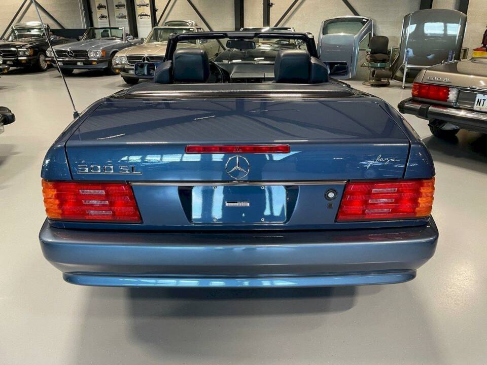 Image 15/36 of Mercedes-Benz 500 SL (1992)