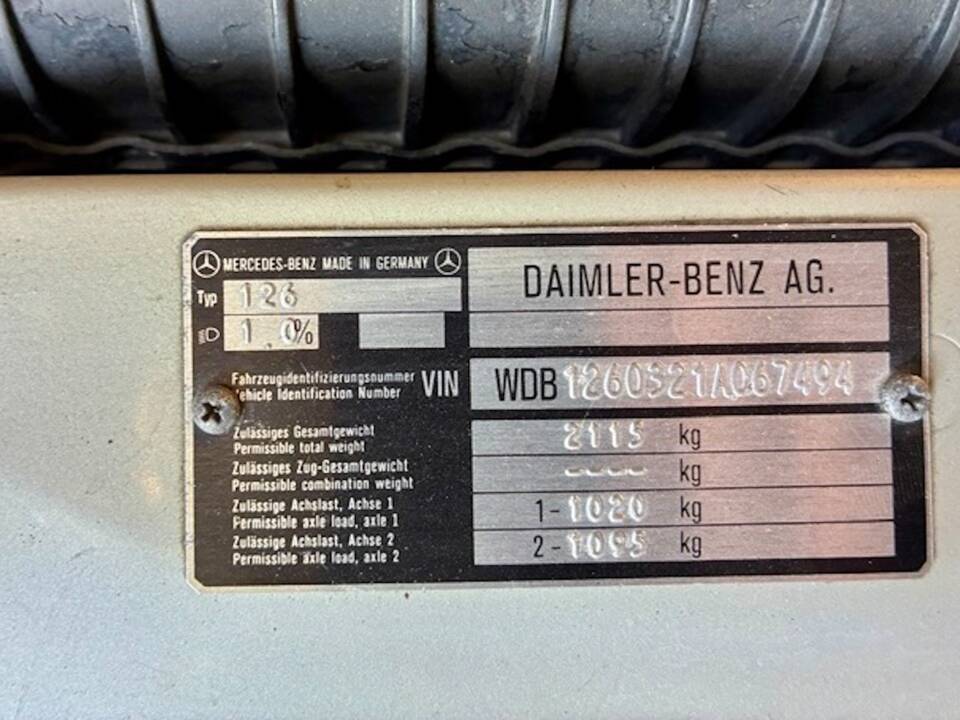 Afbeelding 61/73 van Mercedes-Benz 380 SE (1984)