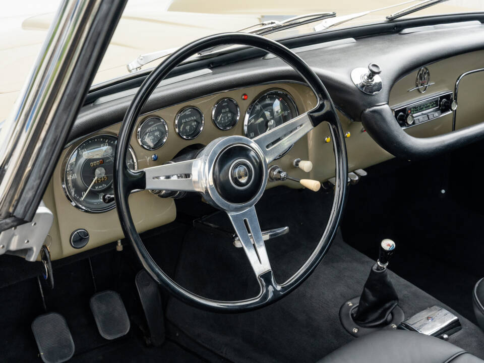 Afbeelding 34/88 van Maserati 3500 GT Touring (1960)