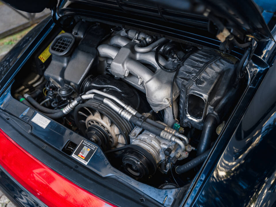 Bild 38/50 von Porsche 911 Carrera 4S (1996)