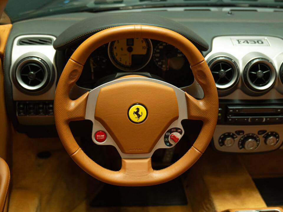 Bild 31/50 von Ferrari F 430 Spider (2006)