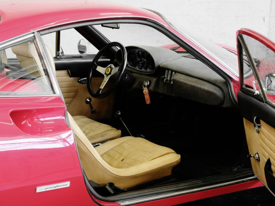 Bild 44/50 von Ferrari Dino 246 GT (1969)