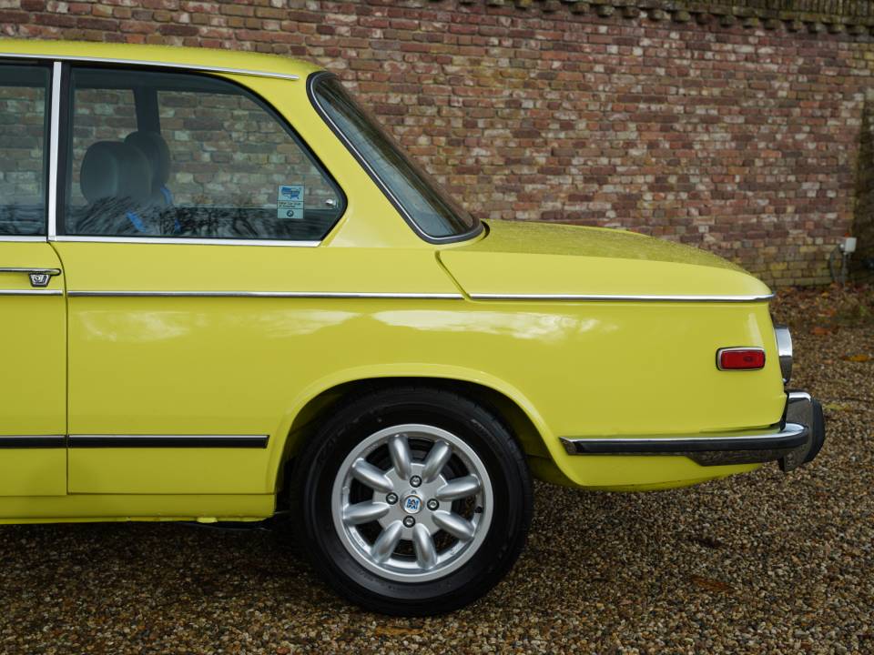 Image 22/50 of BMW 2002 tii (1972)