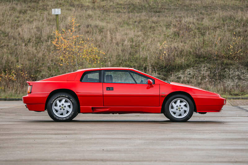 Afbeelding 5/37 van Lotus Esprit (1988)