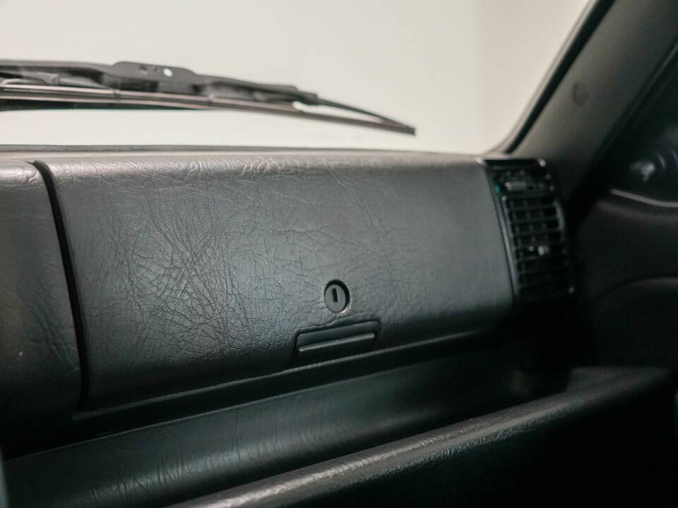 Bild 44/48 von Lancia Delta HF Integrale Evoluzione I (1992)