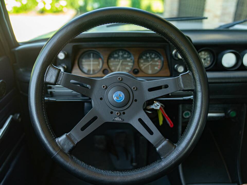 Image 42/50 of BMW 2002 tii (1975)