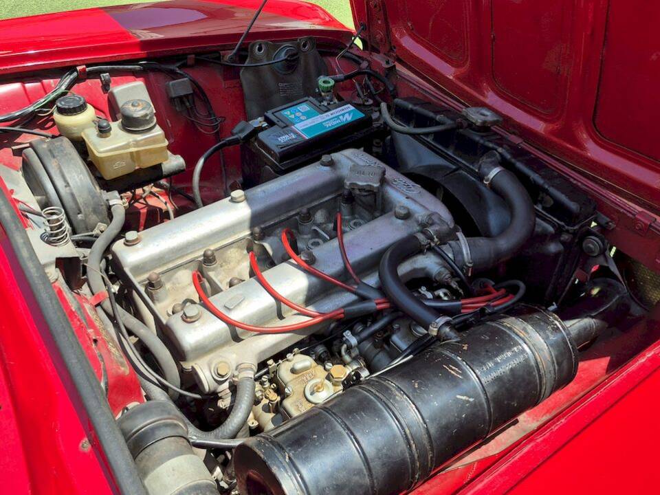 Afbeelding 59/63 van Alfa Romeo Giulia GT 1300 Junior (1971)