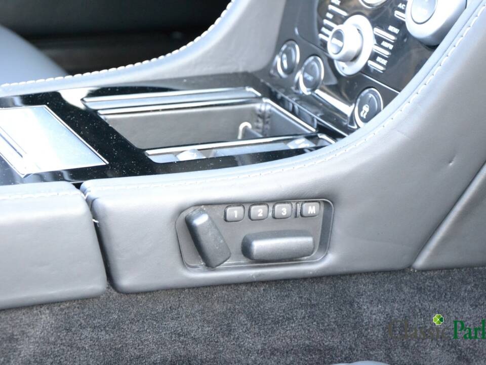 Afbeelding 37/50 van Aston Martin DBS Volante (2010)