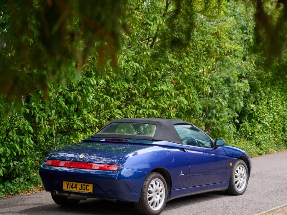 Image 13/50 of Alfa Romeo Spider 2.0 Twin Spark 16V (2001)