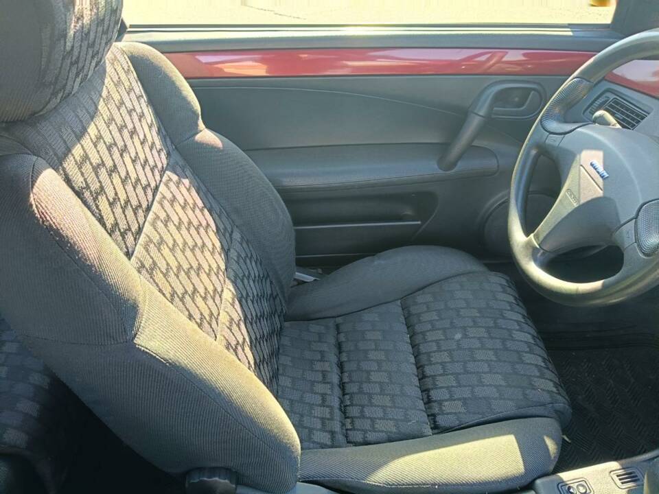 Image 15/50 of FIAT Coupé 1.8 16V (1997)