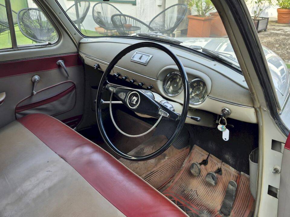 Image 22/53 of Lancia Appia C10 (1957)